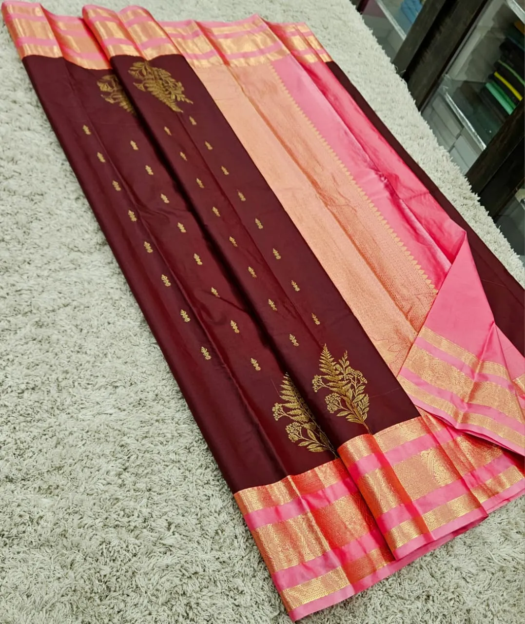 Kanchi Korvai Butta Gap Border Mixed Silk Saree